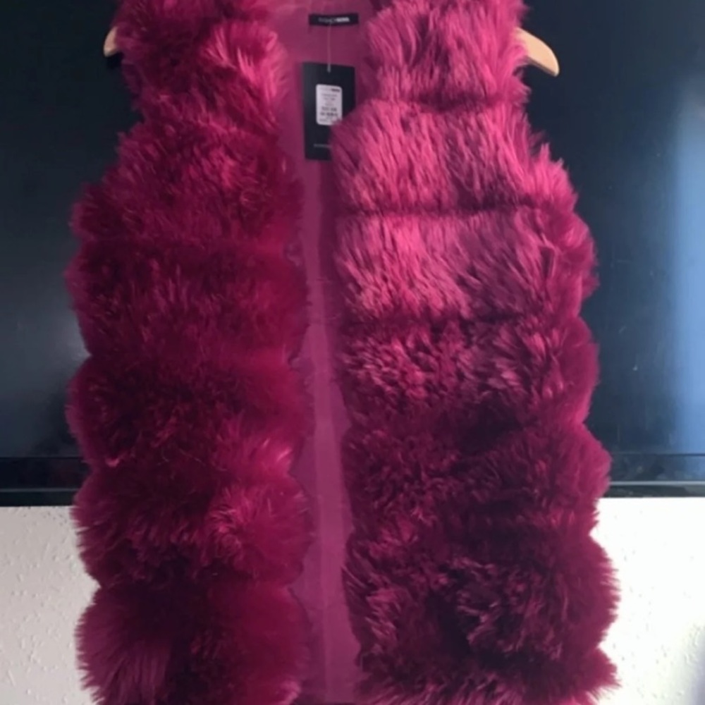 Fur vest